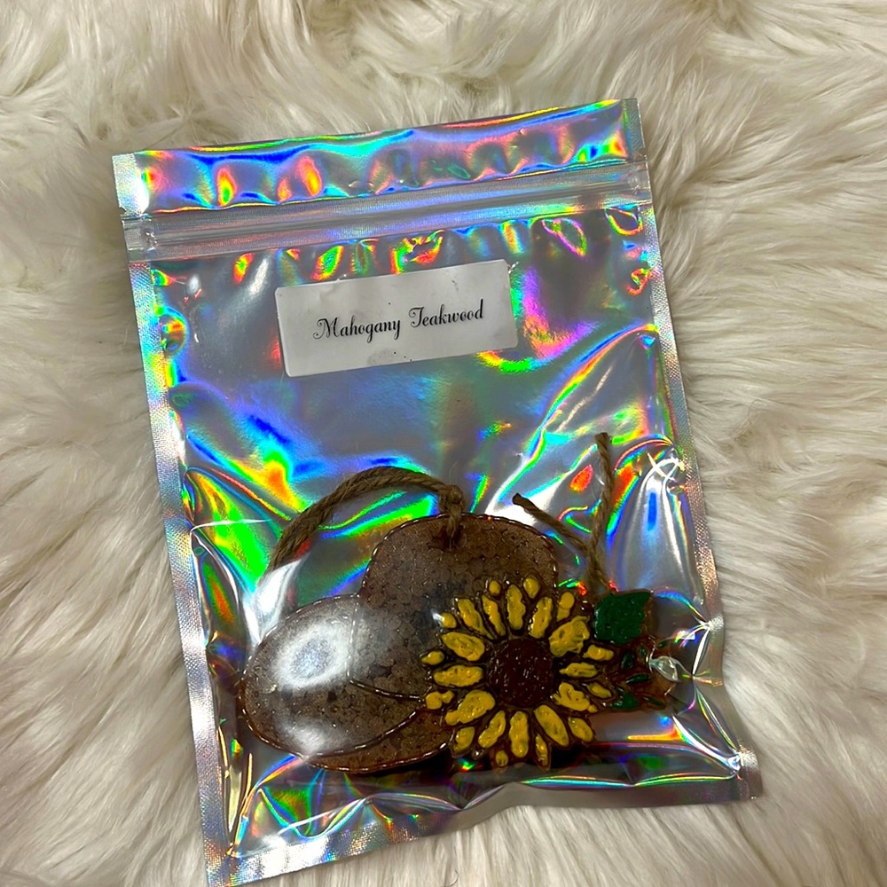 Sunflower hat car Freshie